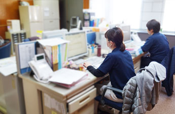 ケアマネージャーに相談